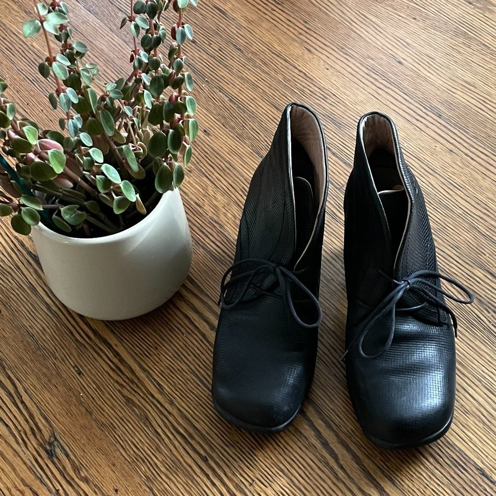 Perfect Splendid Ankle Boots
